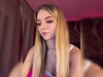 ilittleheart bongacams stream image