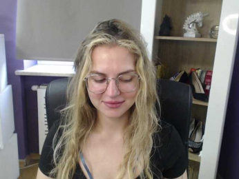 Soft-Zoey bongacams stream image