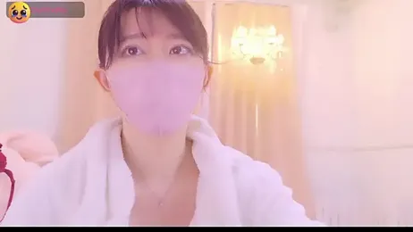 maii- stripchat stream image