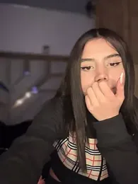 Laura-Khalifa stripchat stream image