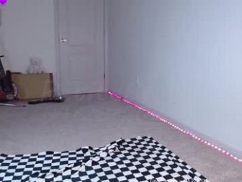 petitebrat chaturbate stream image