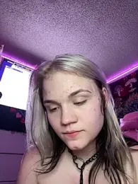 Cutiepiespanks stripchat stream image