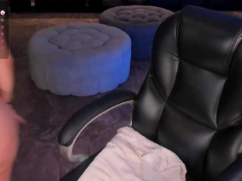 MadelineFox bongacams stream image