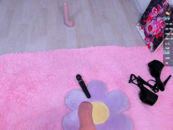 Karol-lovely bongacams stream image