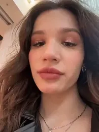 shy_priincess stripchat stream image