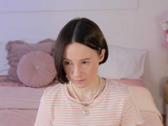 MissEssie bongacams stream image