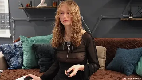 Alexandra_Demore stripchat stream image