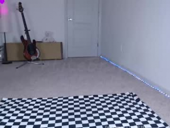 petitebrat chaturbate stream image