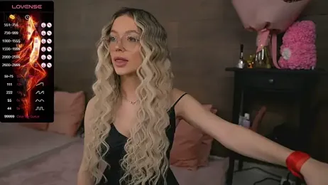 KylieJoyce stripchat stream image