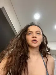 TheYourL stripchat stream image