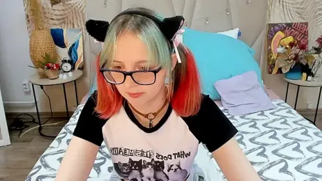 CoralineYoung stripchat stream image