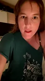 SexyLayla1 stripchat stream image