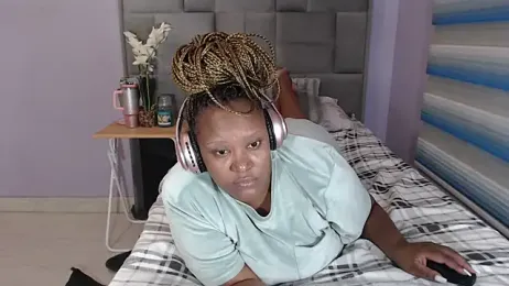 Thasha8 stripchat stream image