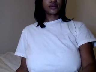 celineriche camsoda stream image