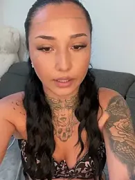 Coco-Love stripchat stream image