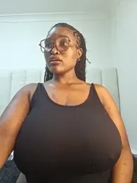 Bustygoddess32 stripchat stream image