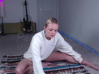 petitebrat chaturbate stream image