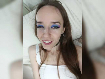 A_R_T_A bongacams stream image