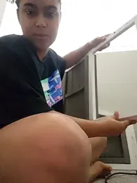 cinnaminnie stripchat stream image, 01.05.2025 16:10