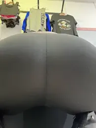 kim_monti stripchat stream image