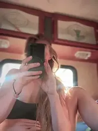 GoldenFlameGoddess stripchat stream image