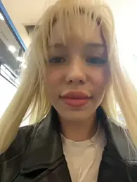 babydolll stripchat stream image