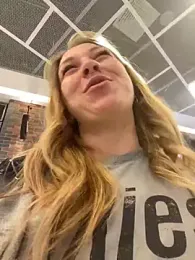 Sweet___Emily stripchat stream image