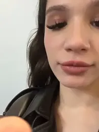 shy_priincess stripchat stream image