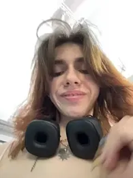 Lily__Belle stripchat stream image