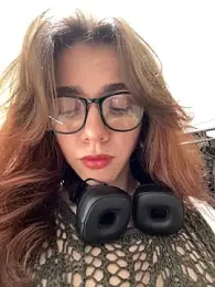 Lily__Belle stripchat stream image