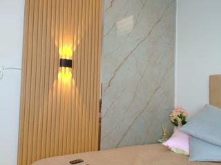 Madisson Queen flirt4free stream image