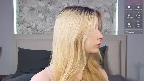 Naughty__Couplles stripchat stream image