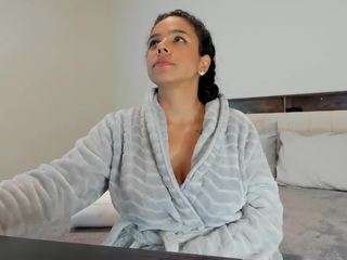 victoria-chicas camsoda stream image