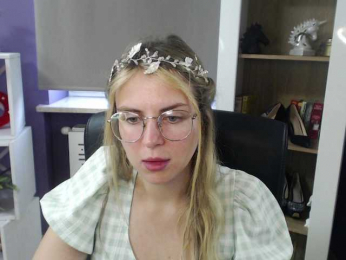 Soft-Zoey bongacams stream image