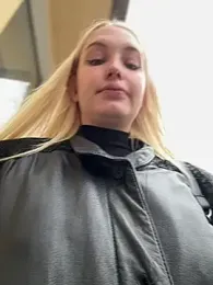 Milkyy_wway stripchat stream image