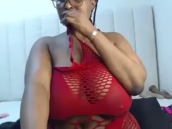 Bustygoddess32 stripchat stream image