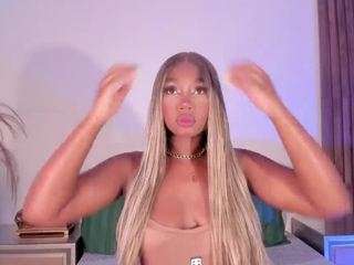 alison-mooon camsoda stream image