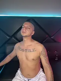 ScarlettAndClark stripchat stream image