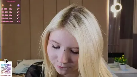 DaisyElmers stripchat stream image