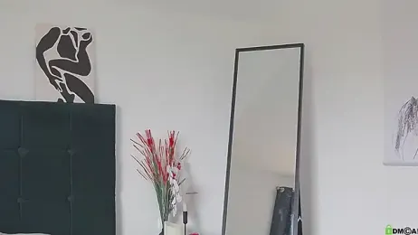 SeniGrande stripchat stream image