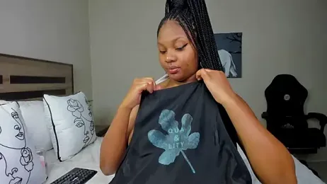 Renee-18 stripchat stream image