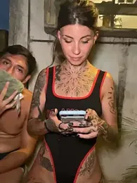 Izy_cute_ stripchat stream image