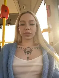 babydolll stripchat stream image