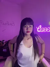 Queen_2k6 stripchat stream image