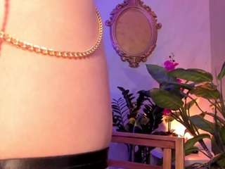 meganwest camsoda stream image