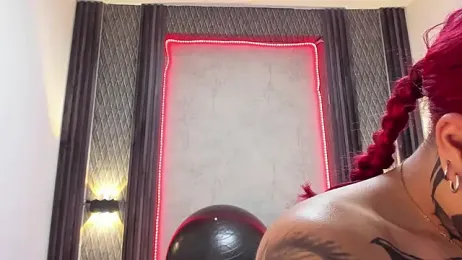 selene_red_ stripchat stream image