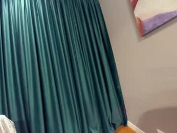 ehotlovea chaturbate stream image, 09.05.2025 22:30