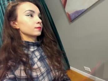 ehotlovea chaturbate stream image, 09.05.2025 22:30