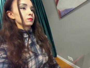 ehotlovea chaturbate stream image, 09.05.2025 22:30