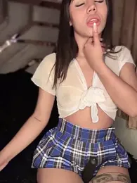 Laura-Khalifa stripchat stream image